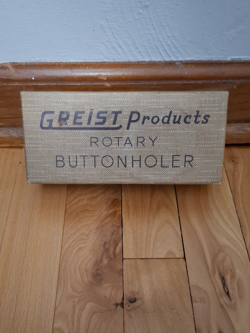 Greist Products Rotary Buttonholer - Beige Box